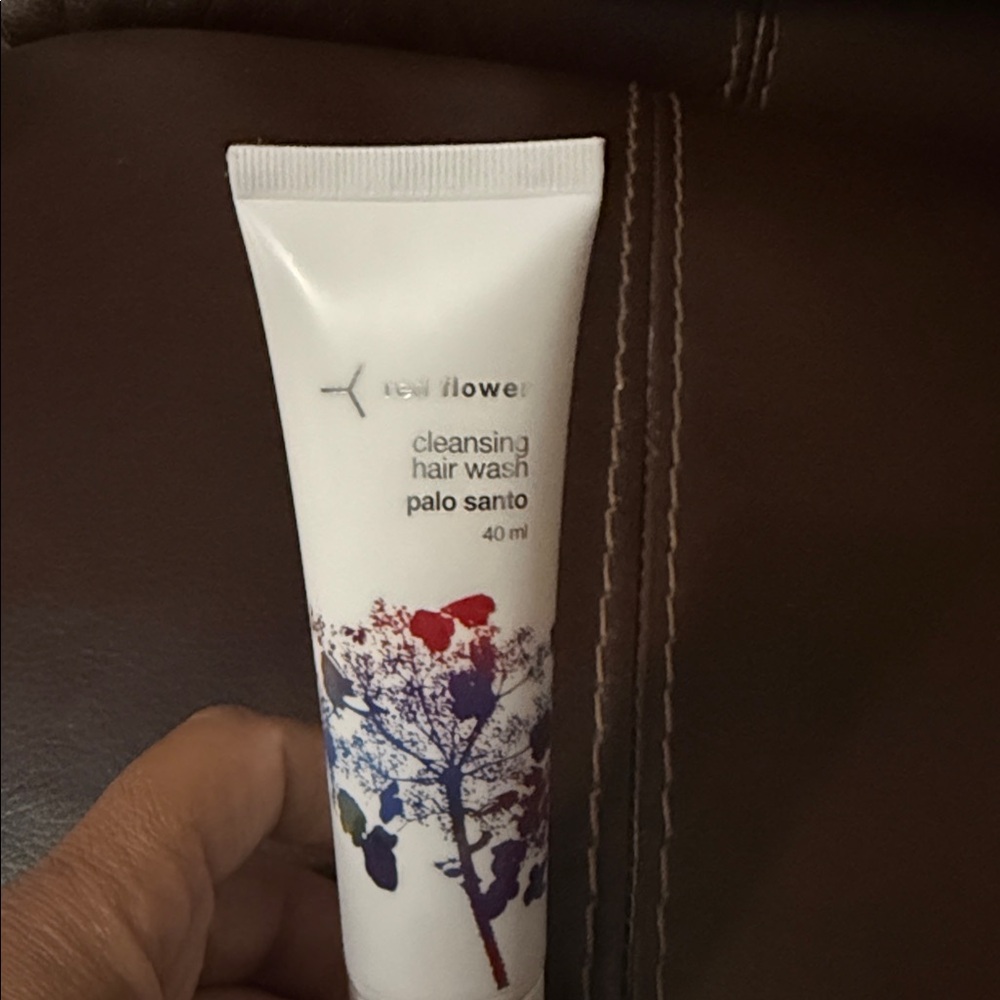 Red Flower Cleansing Hair Wash-Palo Santo